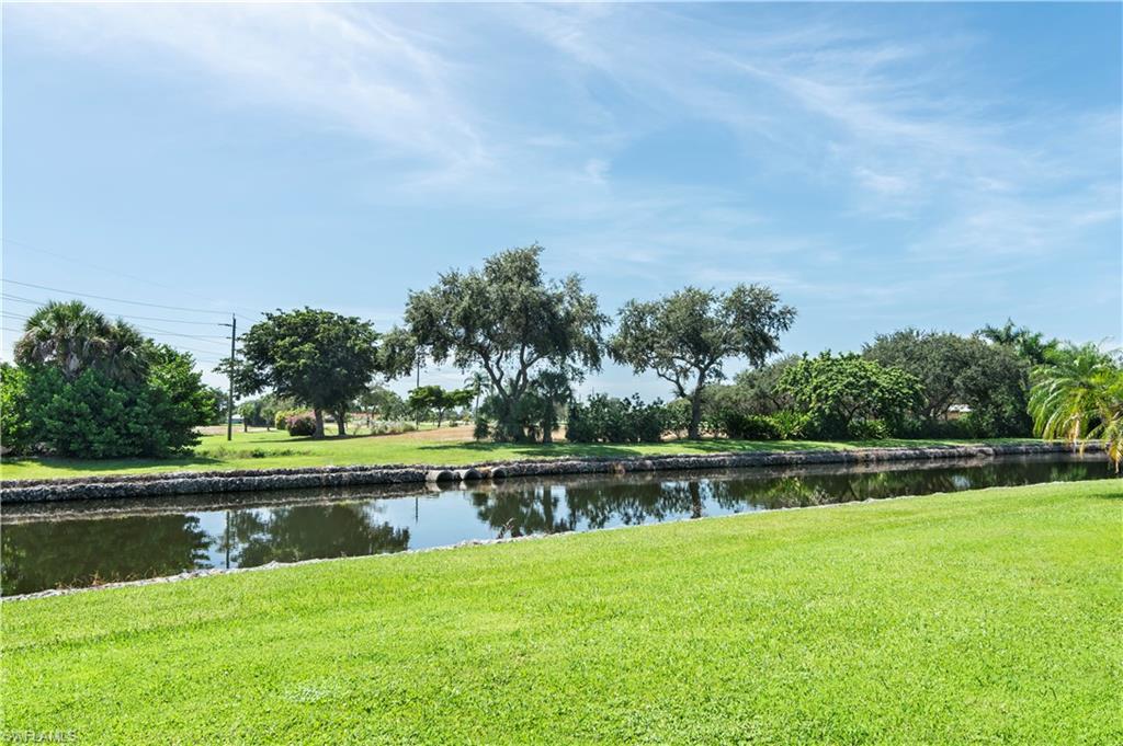 VALLEY STREAM TOWNHOUSE - Residential