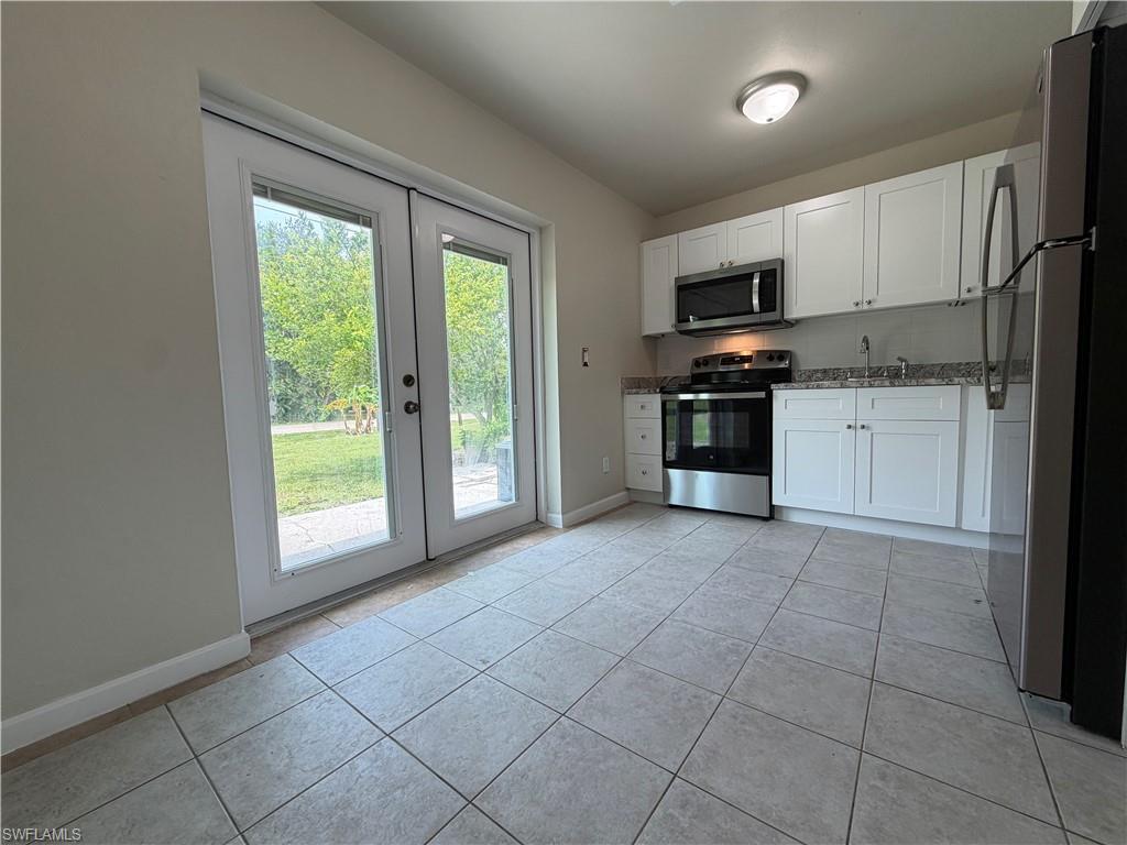 GOLDEN GATE CITY - Residential Lease