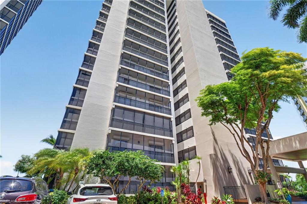 This exceptional corner-unit condo is all about the views—and with three screened lanais, you can enjoy them from every angle. Whether you’re taking in the sweeping Caloosahatchee River, watching the lively city streets below, or relaxing in a quiet outdoor nook, this residence delivers a truly unique living experience.

Inside, a spacious living room welcomes you with abundant room to gather and unwind. Expansive sliding doors frame the river beyond, drawing your eye straight to the lanai where morning coffee, evening cocktails, and endless boat-watching become part of your daily rhythm. Keep an eye out—dolphins and manatees frequently glide by just below.

The fully equipped kitchen offers generous space for cooking and entertaining, making it easy to enjoy meals with family and friends. All three bedrooms are comfortably furnished and thoughtfully designed. The primary suite features a queen-size bed, a large walk-in closet, and a spacious ensuite bathroom with a soaking tub at one end and a step-in shower at the other. Two sets of sliding doors connect the suite to both the front and side lanais, offering private outdoor escapes and stunning river views.

The first guest bedroom includes two full-size beds, while the second guest bedroom offers a queen bed—both with lanai access and inviting seating areas. The beautifully renovated guest bathroom adds a fresh, modern touch.

Residents of Pointe Royale enjoy a rich array of amenities, including a pool, community room, pickleball, tennis, fitness center, and a scenic viewing dock. This gated community is just a short walk from coffee shops, restaurants, and the vibrant energy of downtown Fort Myers.

Perfect for anyone who wants to be close to the action yet return home to a peaceful, waterfront retreat, this condo offers the best of both worlds.
