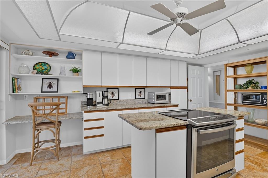 POINTE ROYALE - Residential Lease