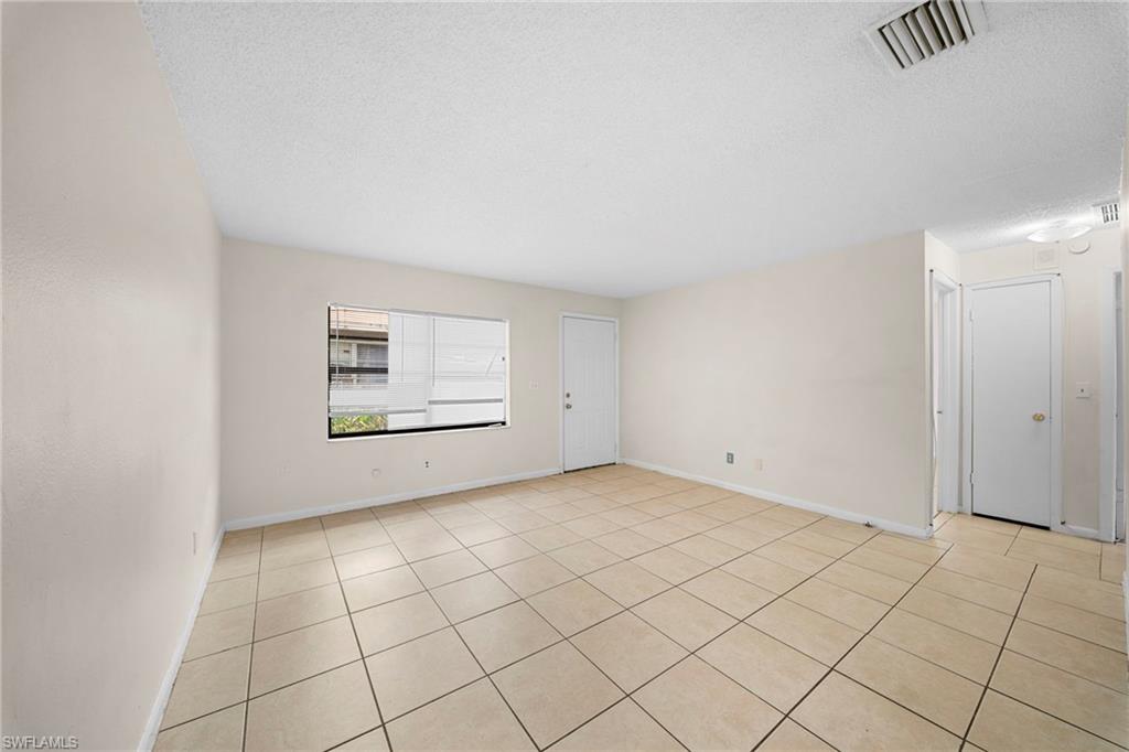 PINE MANOR - Residential Lease