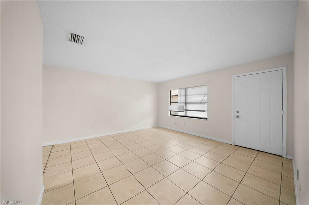 PINE MANOR - Residential Lease