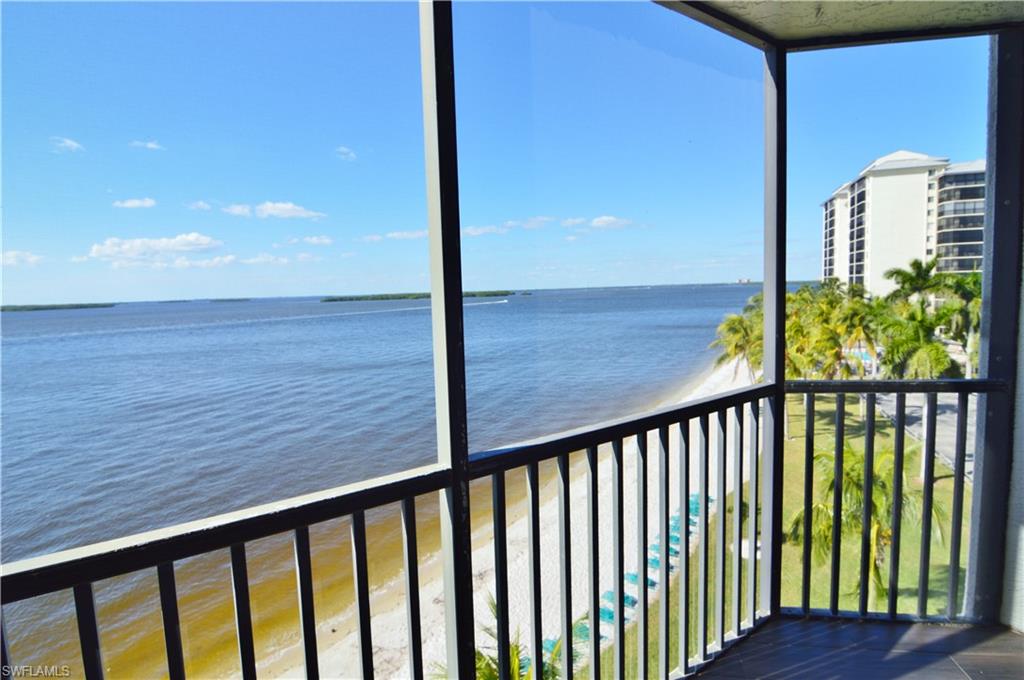 SANIBEL HARBOUR TOWER CONDO - Residential