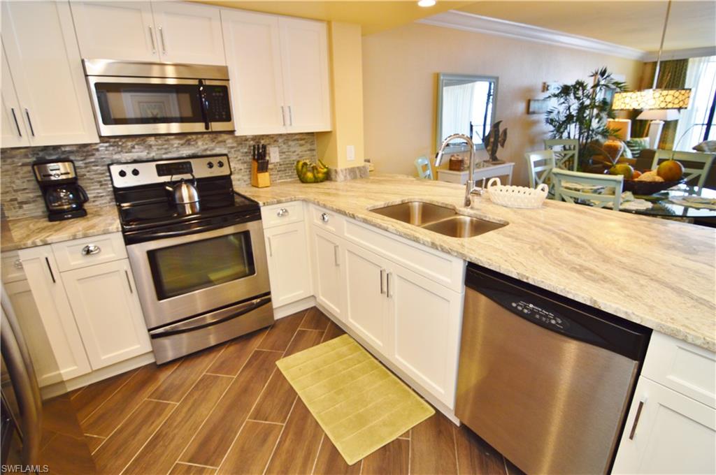 SANIBEL HARBOUR TOWER CONDO - Residential