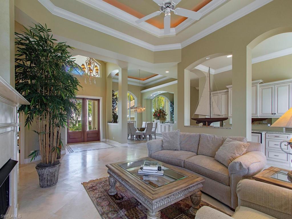 AQUALANE SHORES - Residential