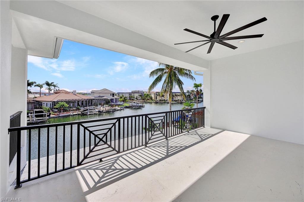 MARCO BEACH - Residential