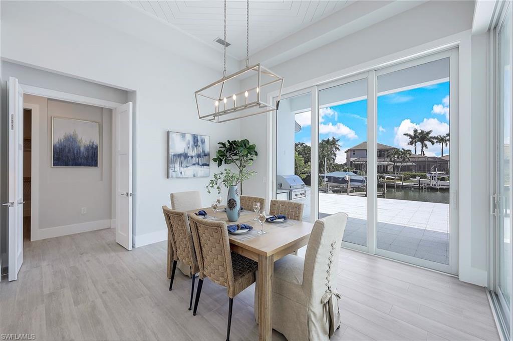 MARCO BEACH - Residential