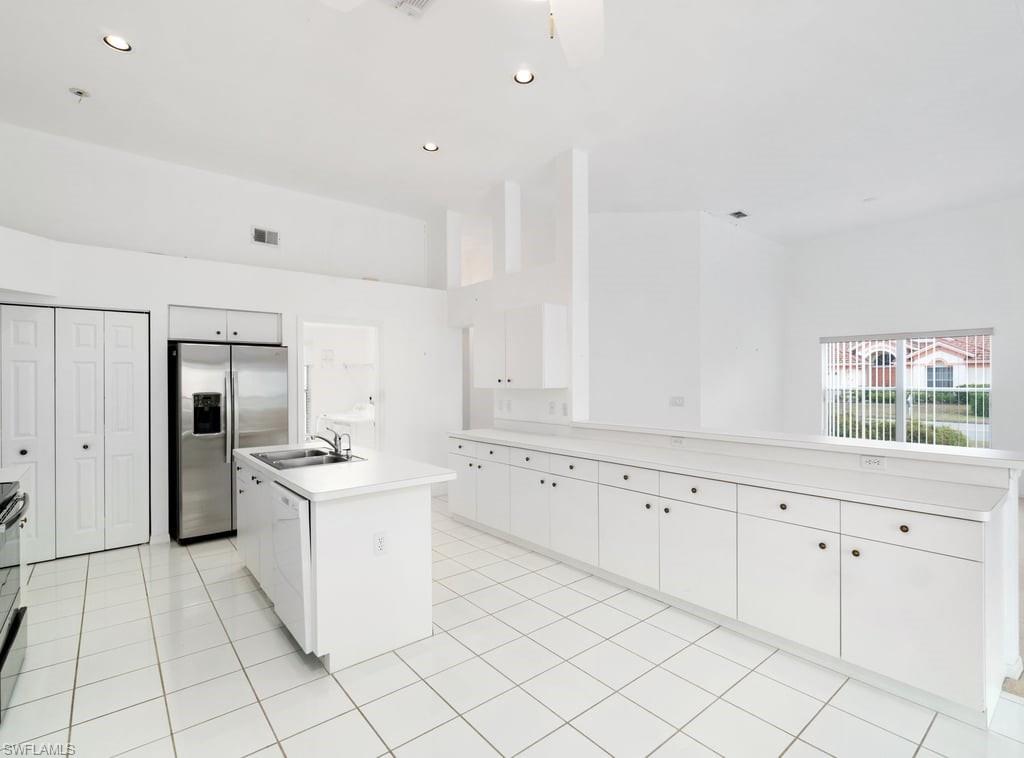 BERKSHIRE LAKES - Residential