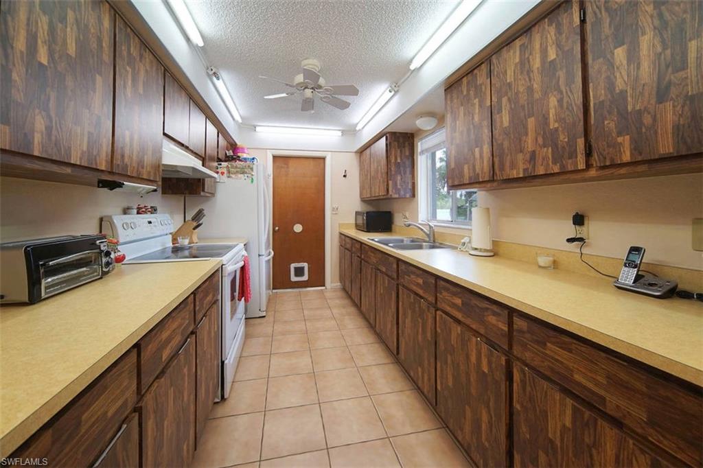 ORANGE RIVER HILLS - Residential