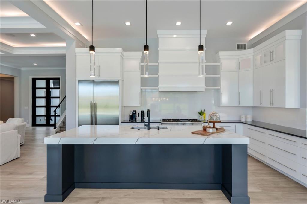 MARCO ISLAND - Residential