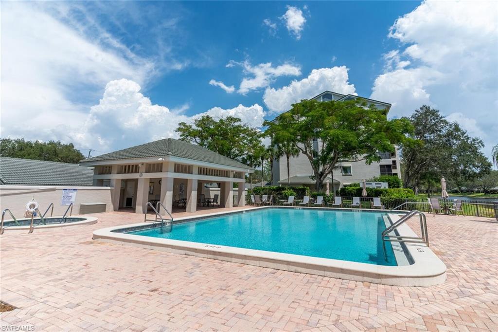 ARBOR TRACE - Residential