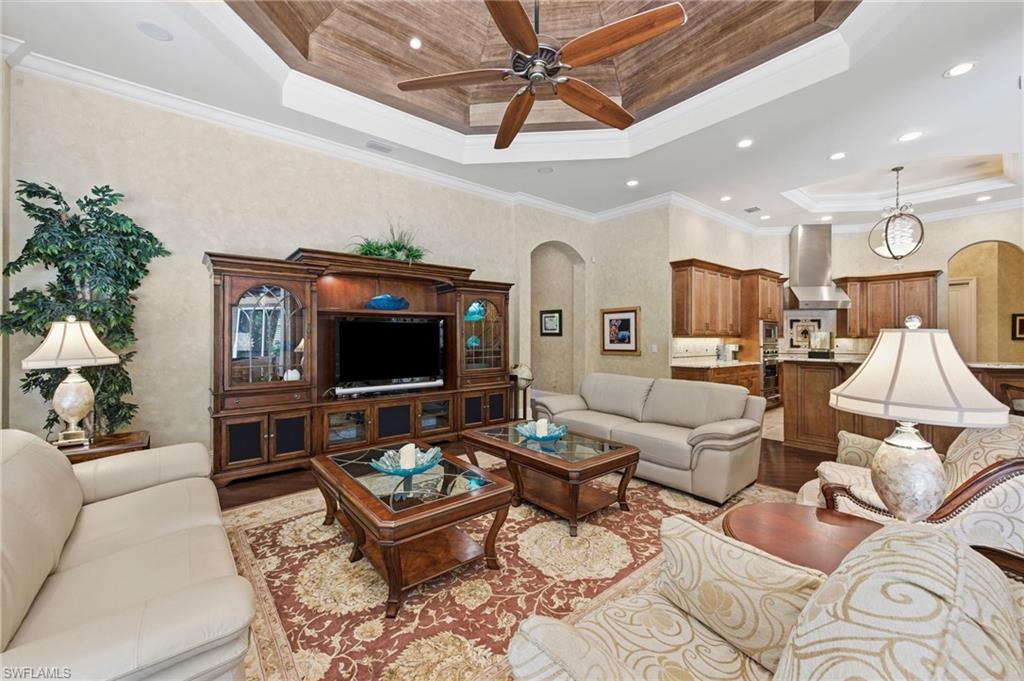 NAPLES CLUB ESTATES - Residential