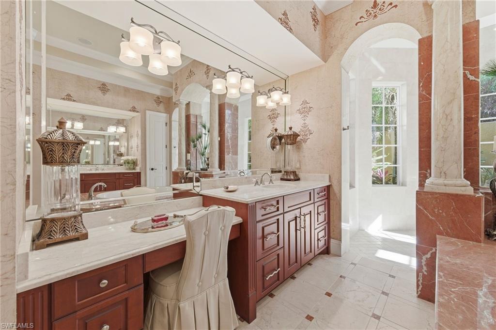 NAPLES CLUB ESTATES - Residential