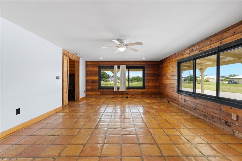 NORTH FORT MYERS - Residential