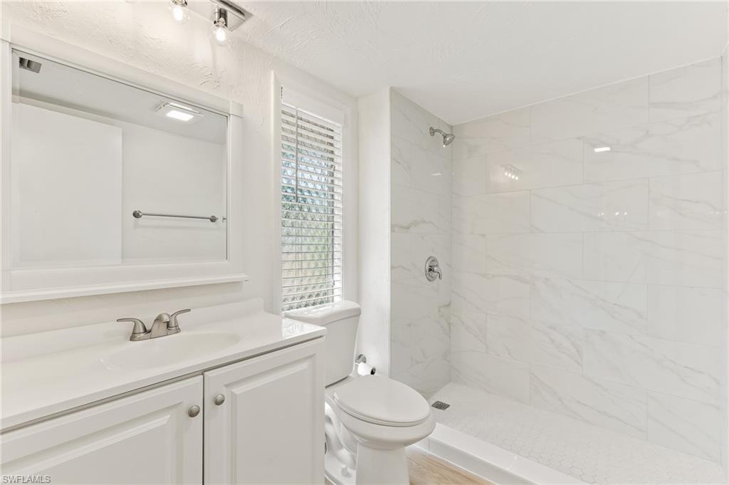 CALOOSA BAYVIEW - Residential