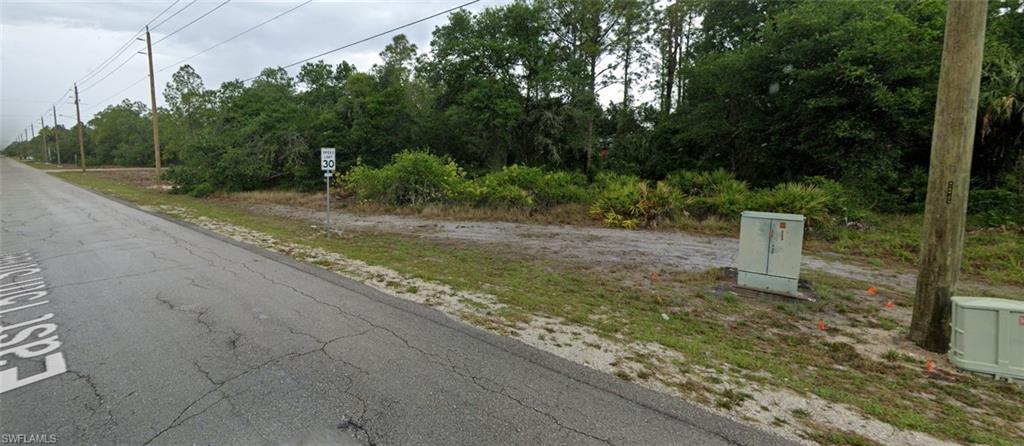 Nice over sized residential property with access from 3 sides.
Send your offer and receive a response same day.