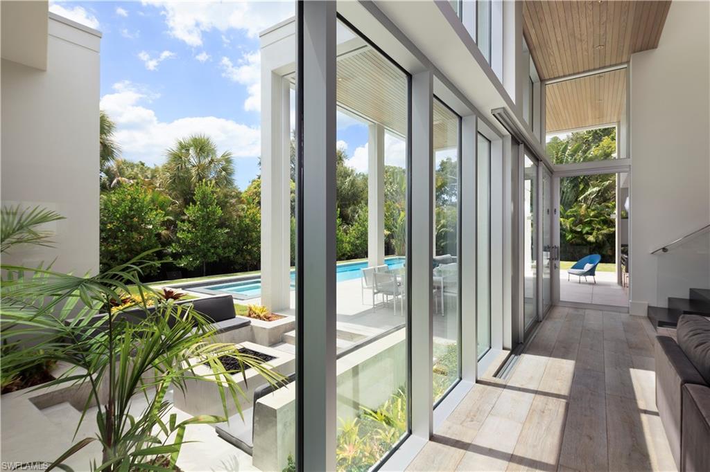 MOORINGS - Residential