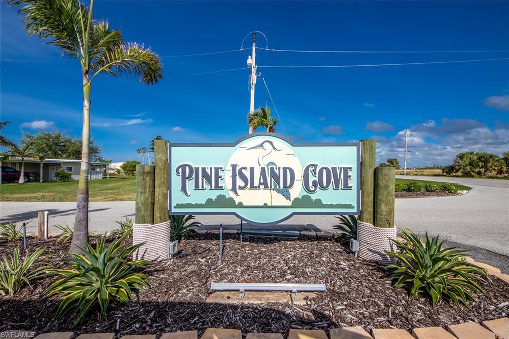 PINE ISLAND COVE - Land