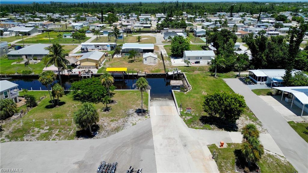 PINE ISLAND COVE - Land