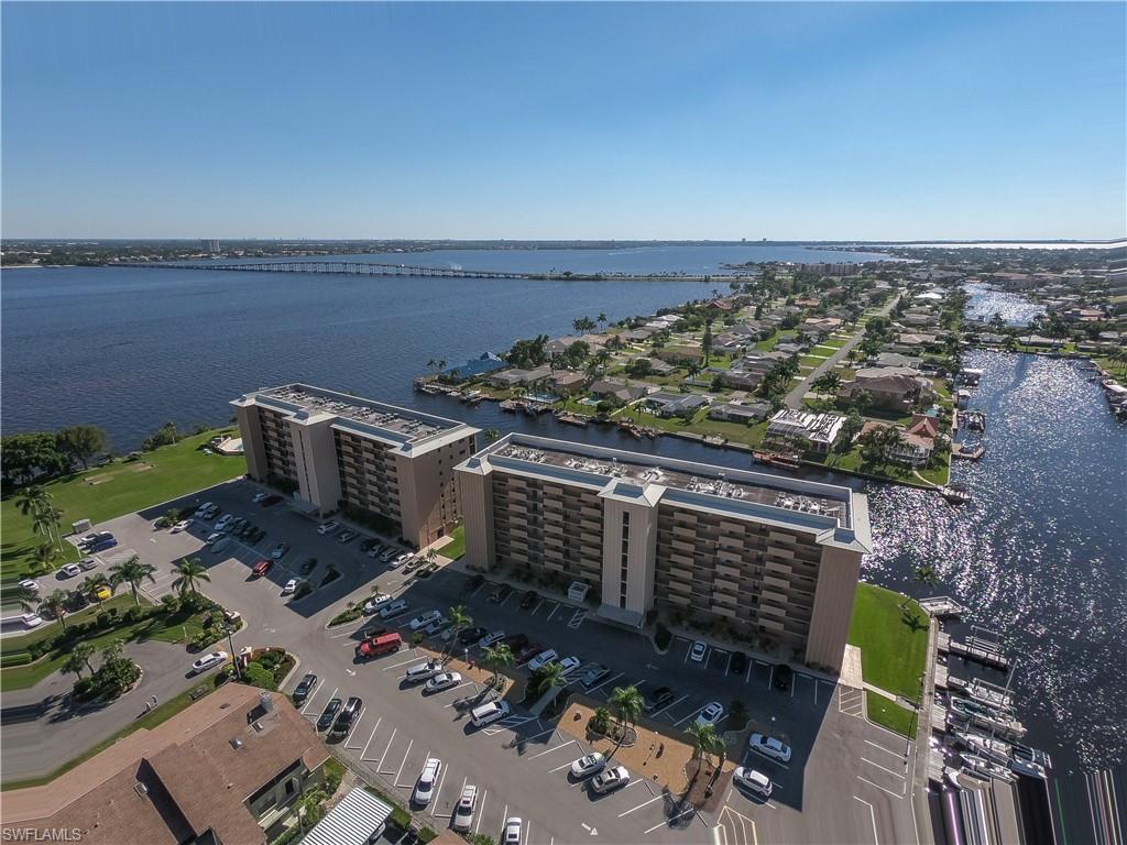 RIVER TOWERS CONDO - Residential