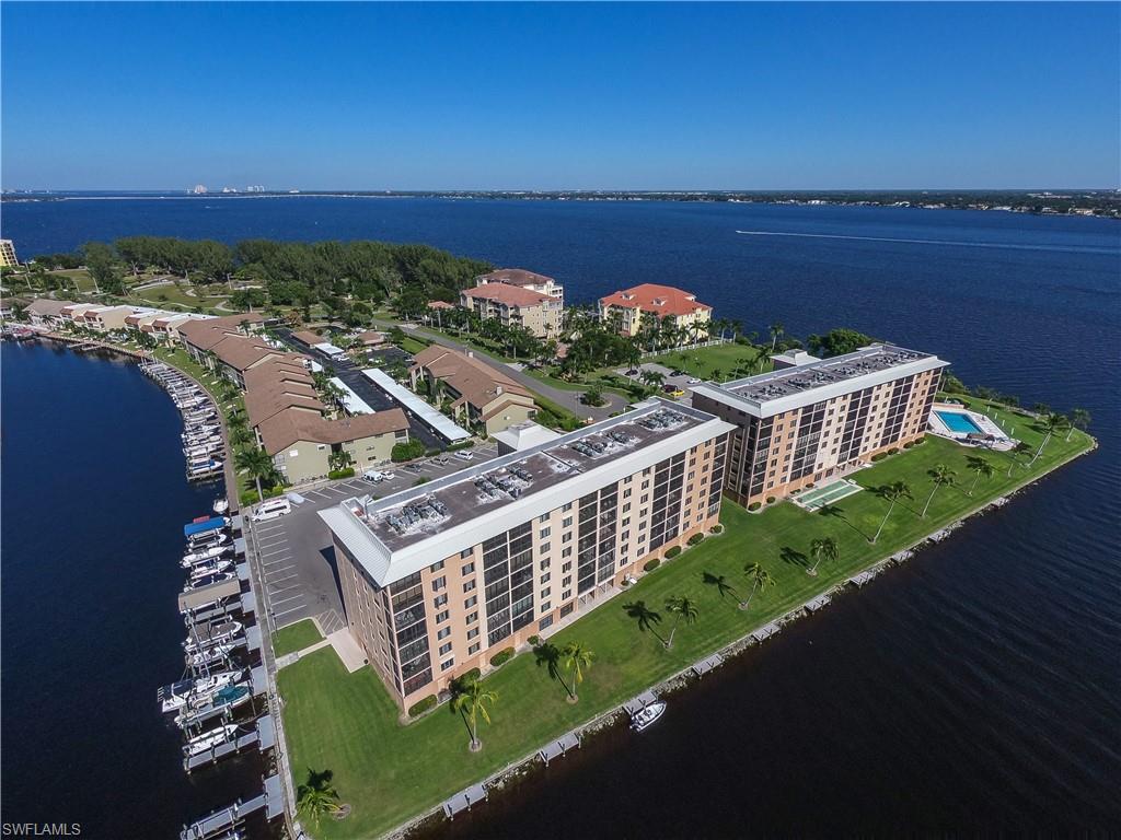 RIVER TOWERS CONDO - Residential