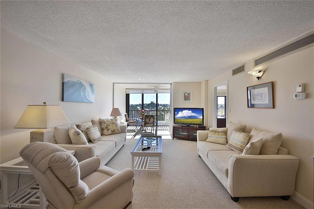 RIVER TOWERS CONDO - Residential