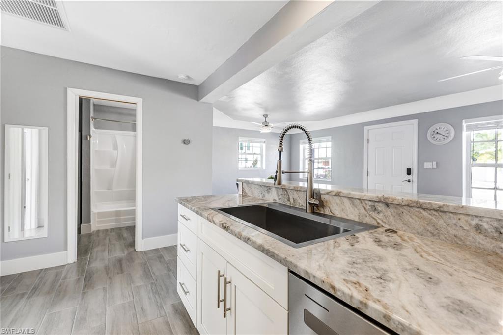 BEACH ESTATES - Residential