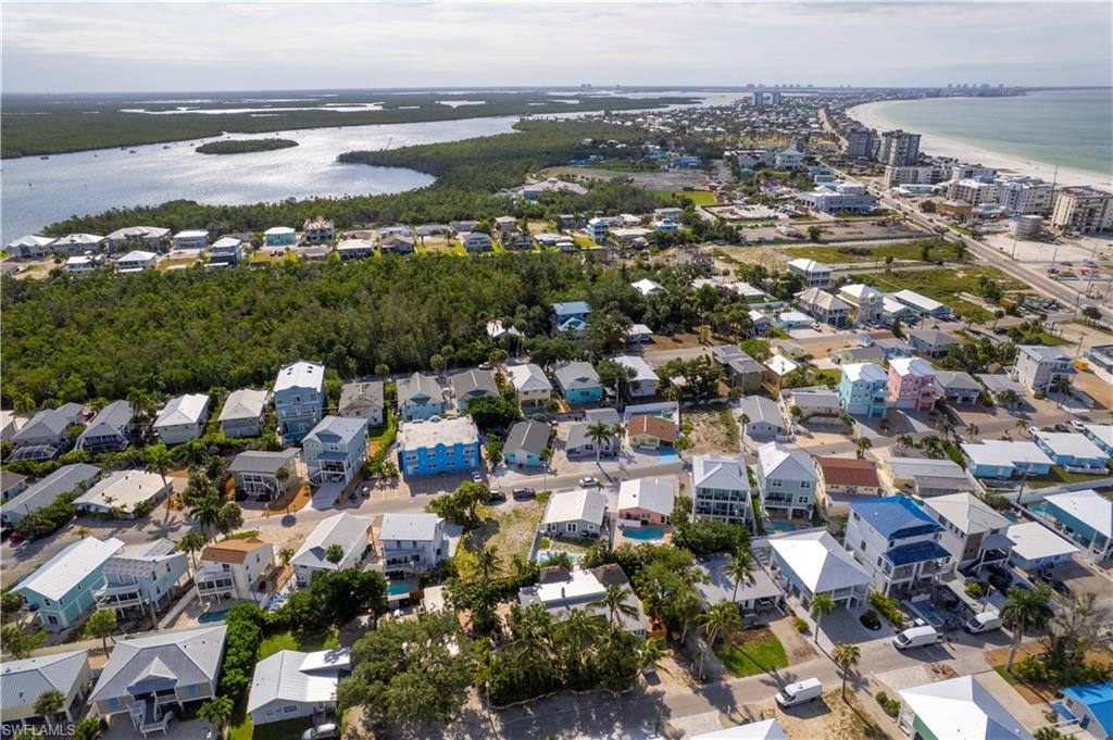 BEACH ESTATES - Residential