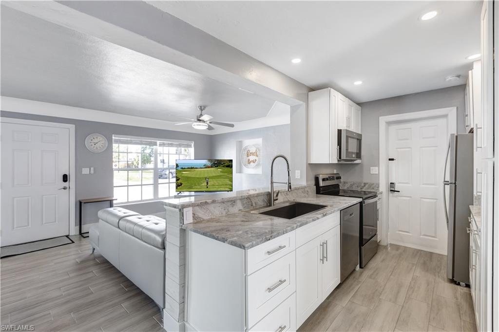 BEACH ESTATES - Residential