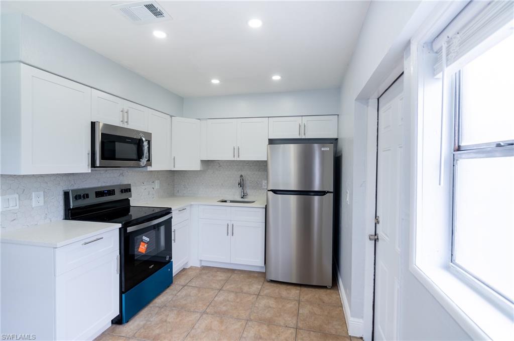GOLDEN GATE CITY - Residential Lease