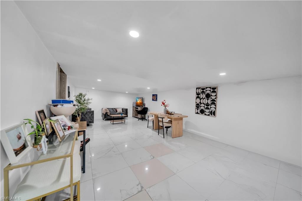 SUNCOAST ESTATES UNREC - Residential