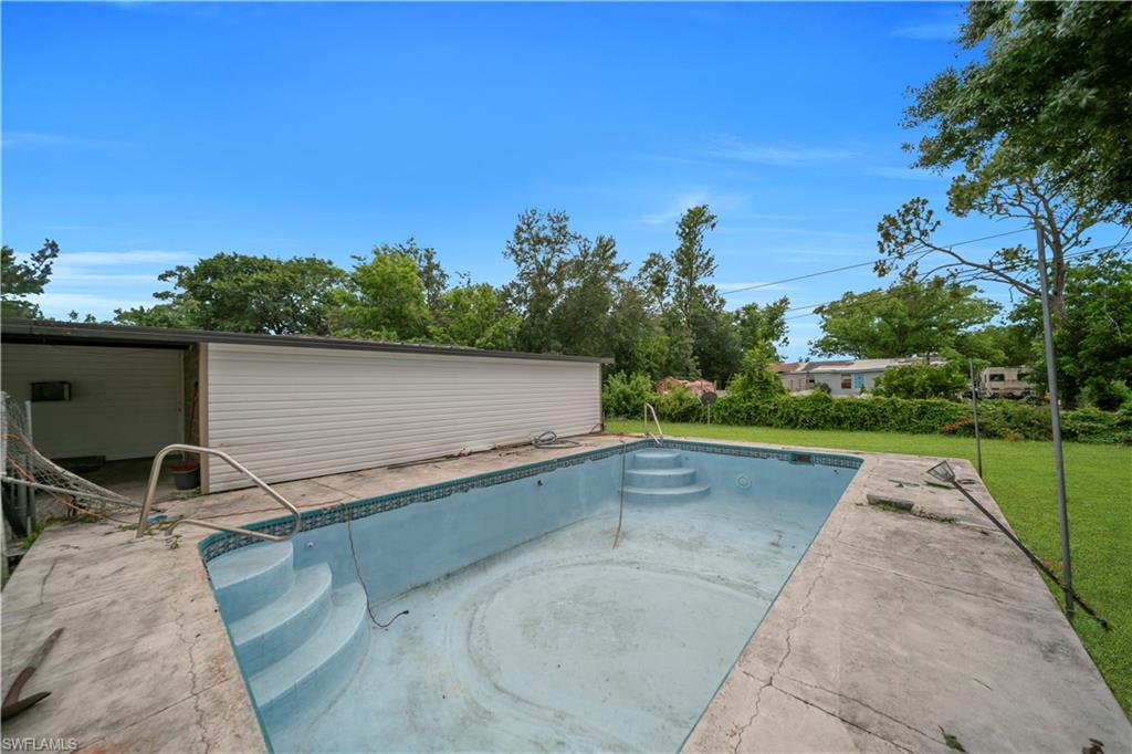 SUNCOAST ESTATES UNREC - Residential