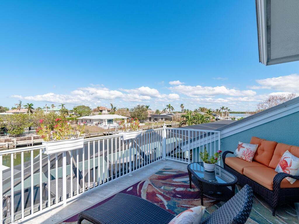 MARCO ISLAND - Residential