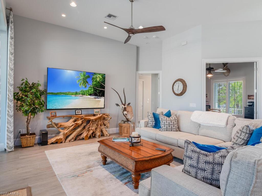 MARCO ISLAND - Residential