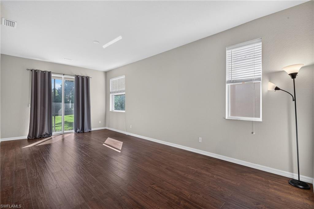 STONEYBROOK - Residential