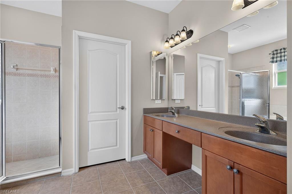 STONEYBROOK - Residential