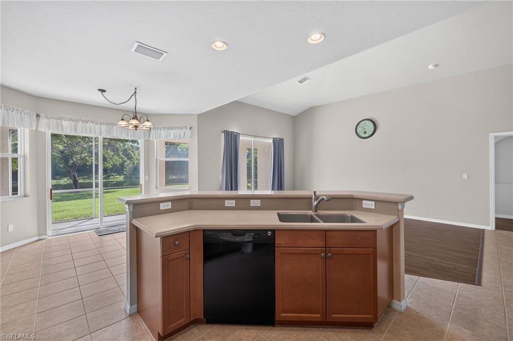 STONEYBROOK - Residential