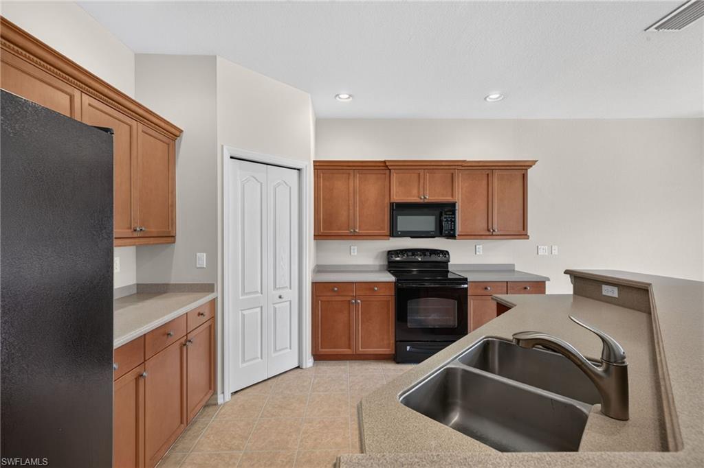 STONEYBROOK - Residential