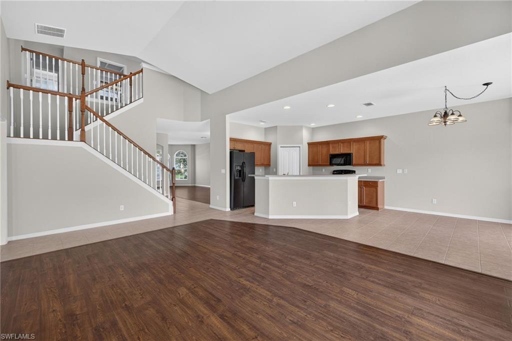 STONEYBROOK - Residential