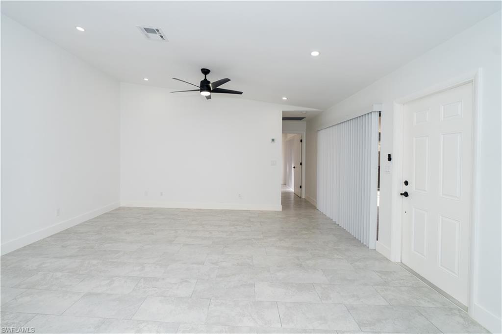 ROYAL WOODS - Residential Lease