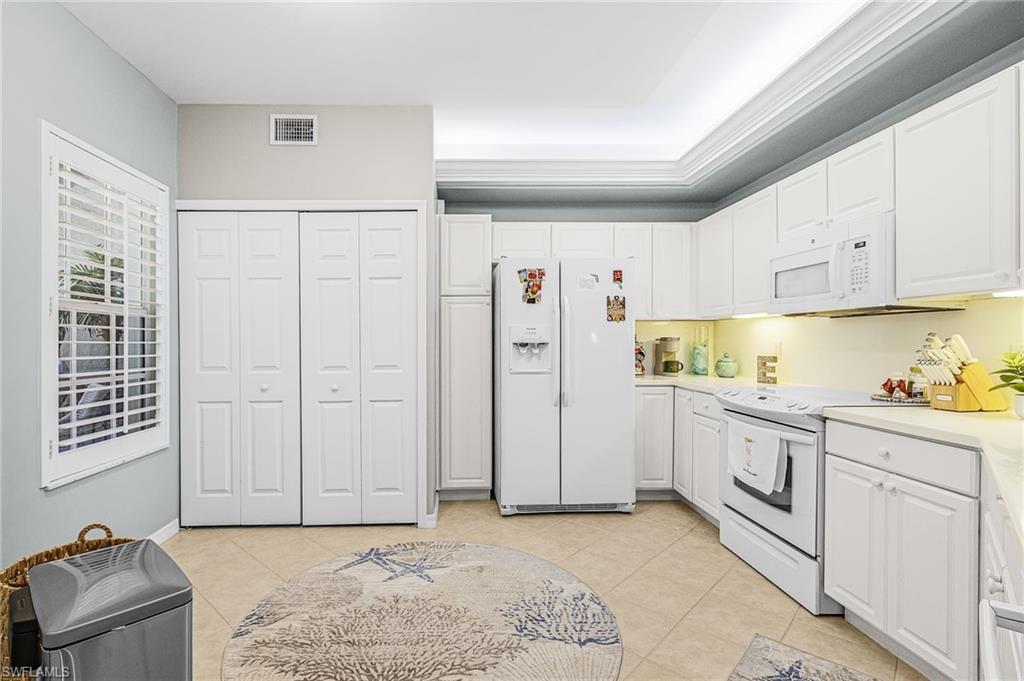 GARDEN LAKES - Residential