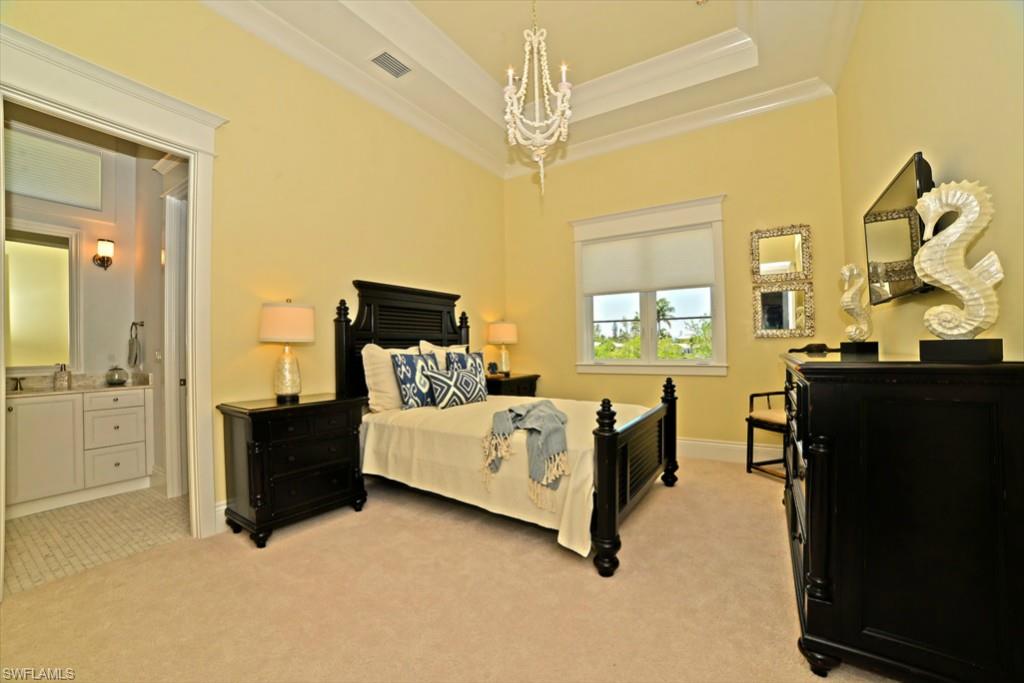 CAPE HICKORY - Residential