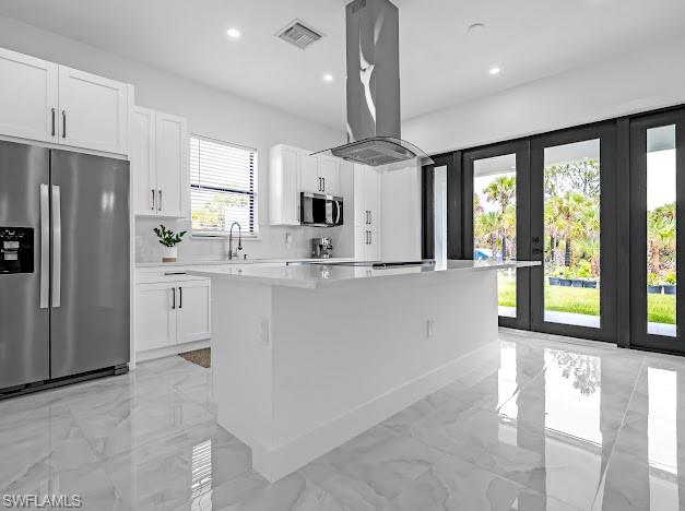 GOLDEN GATE ESTATES - Residential