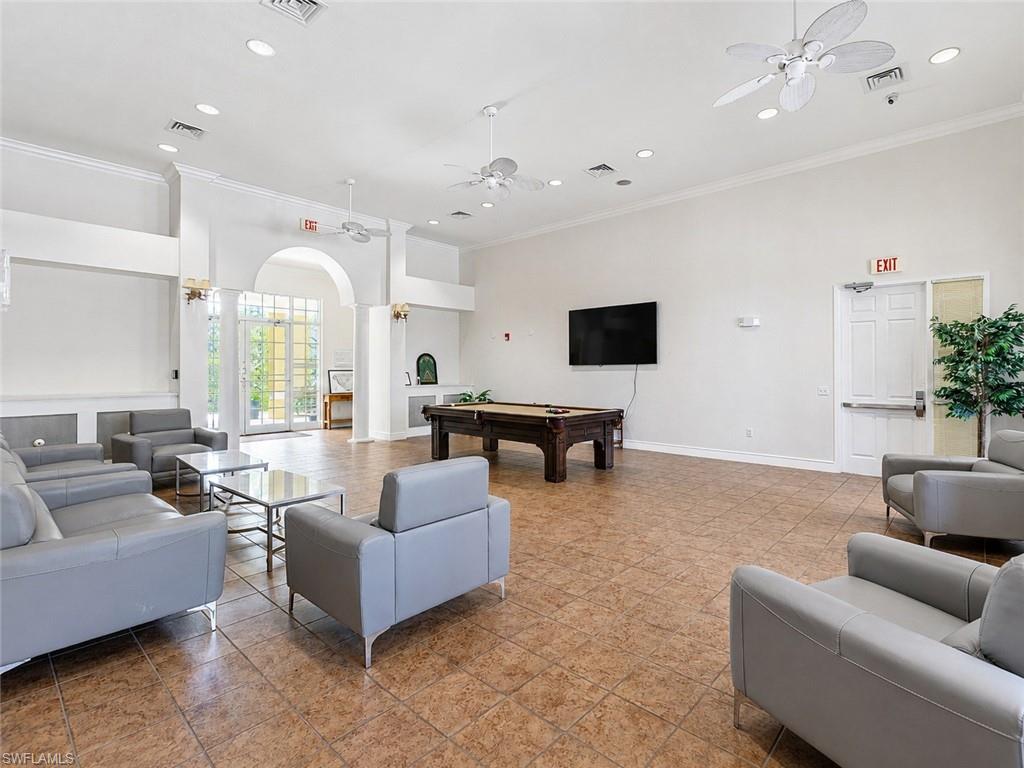 KEY ROYAL CONDOMINIUMS - Residential