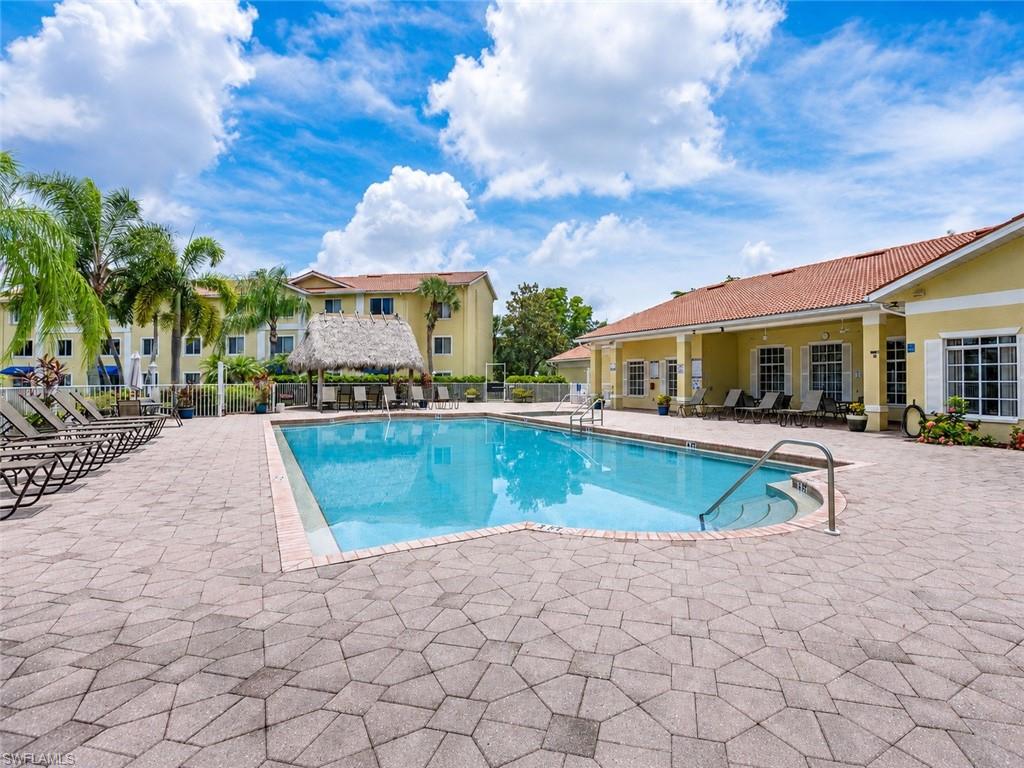 KEY ROYAL CONDOMINIUMS - Residential