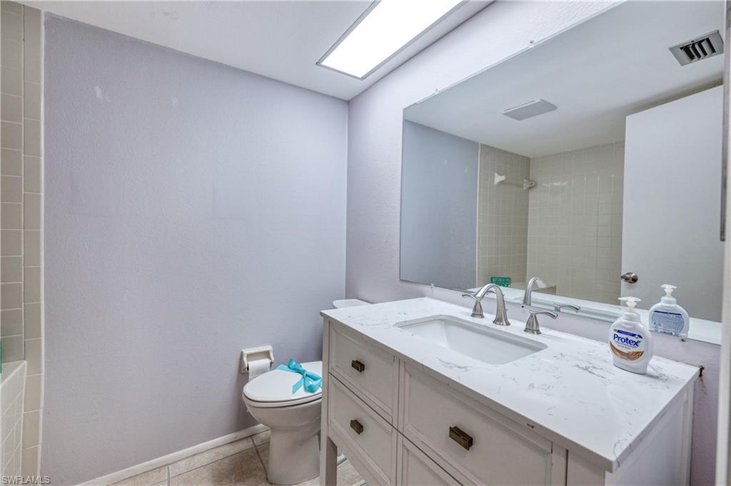 NEWPORT GLEN - Residential Lease