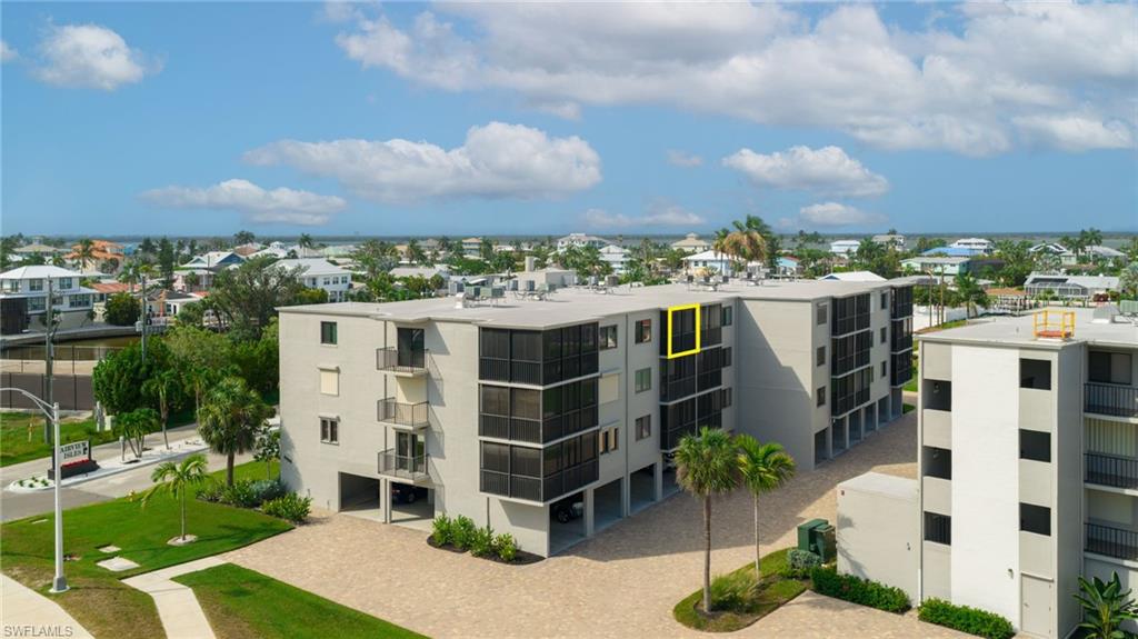 FAIRVIEW ISLES CONDO - Residential