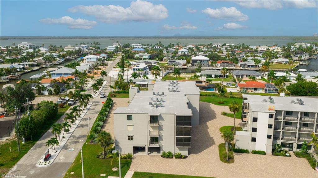 FAIRVIEW ISLES CONDO - Residential