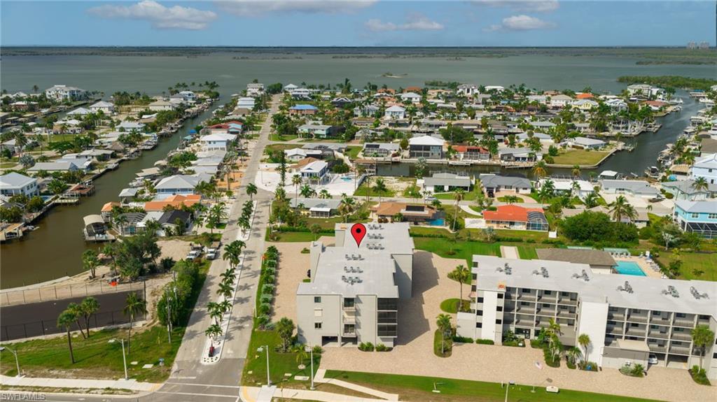 FAIRVIEW ISLES CONDO - Residential