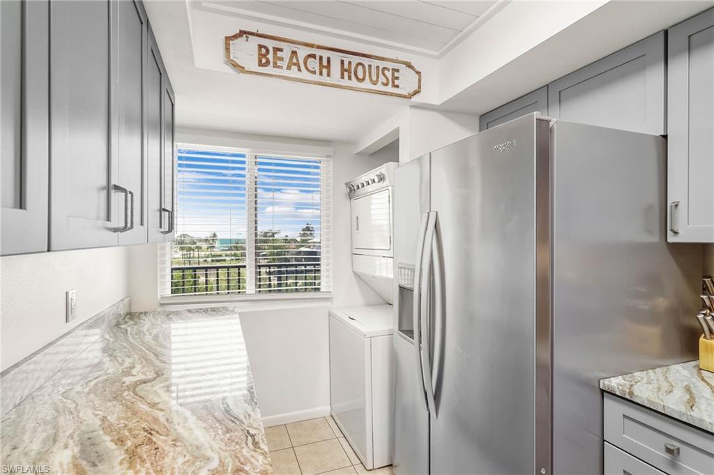 FAIRVIEW ISLES CONDO - Residential